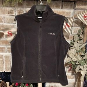 Columbia XL woman’s fleece vest